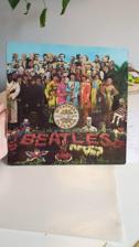 Tumnagel för auktion "The Beatles - Sgt. Pepper's Lonely Hearts Club Band UK"