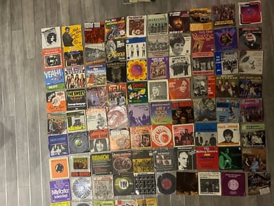 Tumnagel för auktion "85st LP vinyl singlar samling"