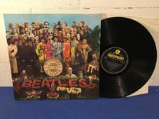 Tumnagel för auktion "The Beatles - Sgt. Pepper’s Lonely Hearts Club Band UK Orig-67 !!!!!"