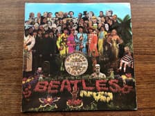 Tumnagel för auktion "The Beatles - Sgt Peppers lonely hearts club band (UK original)"