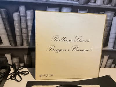 Tumnagel för auktion "THE ROLLING STONES Beggars Banquet, från 1968 vinyl LP"