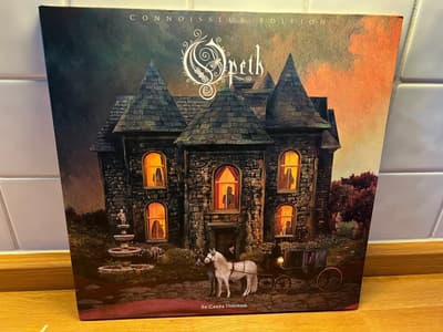 Tumnagel för auktion "Opeth - In Cauda Venenum CONOISSEUR EDITION (Swedish Version)"