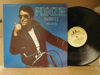 Tumnagel för auktion "FONZIE - FAVORITES VOLUME II - V/A"