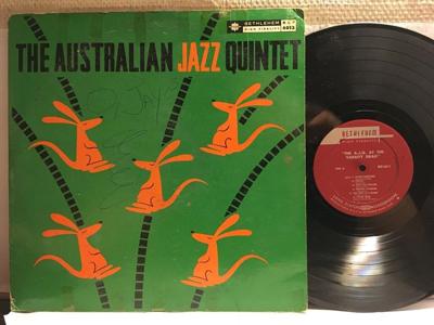 Tumnagel för auktion "AUSTRALIAN JAZZ QUARTET - AT VARSITY DRAG - BCP 6012"