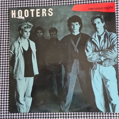 Tumnagel för auktion "Hooters, nervous night, Vinyl LP"