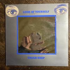 Tumnagel för auktion "URIAH HEEP - Look At Yourself 1971. UK Press! "Gimmick Cover” Prog-rock. LP"