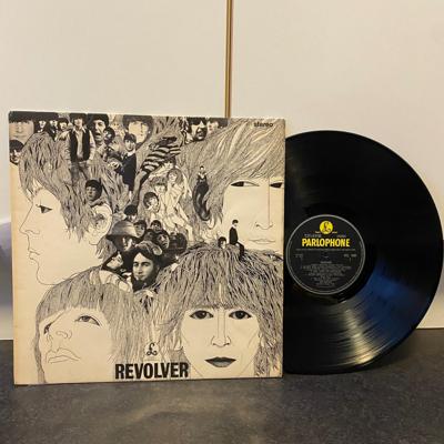 Tumnagel för auktion "The Beatles - Revolver UK Original 1966 Vinyl"