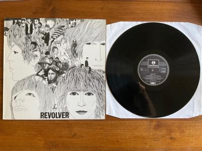 Tumnagel för auktion "The Beatles - Revolver Swe Press"