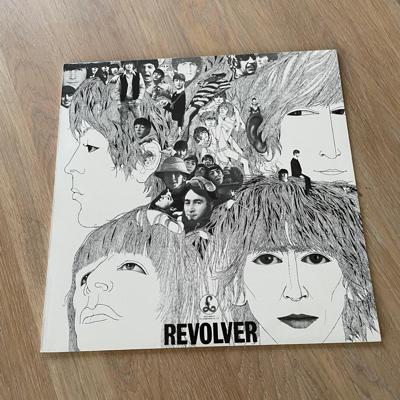 Tumnagel för auktion "BEATLES-Revolver (LP, 1966, Sverige) RE-ISSUE 76"