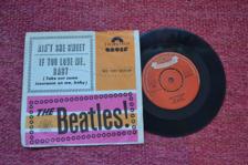 Tumnagel för auktion "beatles med tony sheridan "ain't she sweet/if you love me baby" (svensk press)"