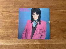 Tumnagel för auktion "Joan Jett & The Blackhearts – I Love Rock 'N Roll LP 1982 Runaways"