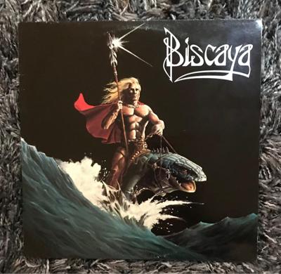 Tumnagel för auktion "Biscaya 1983 (svensk hårdrock, Pär Edwardson)"