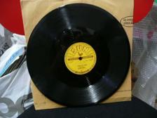 Tumnagel för auktion "JOHNNY CASH   78 RPM   TRAIN OF LOVE/ THERE YOU GO   SUN 1a ORGINAL PRESS MEGA R"