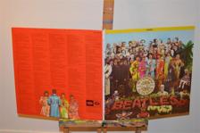 Tumnagel för auktion "The Beatles – Sgt. Pepper's Lonely Hearts Club Band"