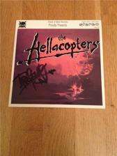 Tumnagel för auktion "Hellacopters 7" - What Are You - Första press signerad av Dregen"