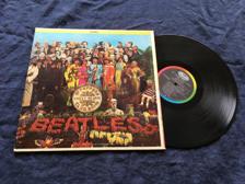 Tumnagel för auktion "LP BEATLES SGT PEPPER'S LONELY HEARTS CLUB BAND US TOP COPY STEREO SMAS 2653"