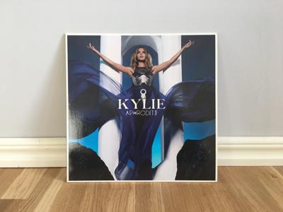 Tumnagel för auktion "Kylie Minogue - Aphrodite (EU LP)"