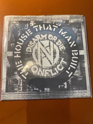 Tumnagel för auktion "Conflict - The House that man built. Rare punk från 82 på Crass Records!"