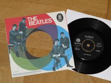 Tumnagel för auktion "The Beatles / She loves you  Dansk Press 1963 VG++"