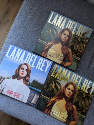 Tumnagel för auktion "Lana Del Rey - Born To Die / Paradise 3 x vinyl LIMITED EDITION"