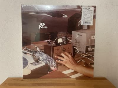 Tumnagel för auktion "Various – Eccentric Soul: The Nickel & Penny Labels - 2 x Vinyl - STILL SEALED"