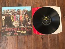 Tumnagel för auktion "The Beatles - Sgt Peppers Lonely Hearts Club Band LP"