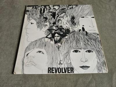 Tumnagel för auktion "The Beatles-Revolver / Parlophone PCS 7009"