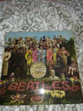 Tumnagel för auktion "Beatles - Sgt Peppers Lonely Hearts Club Band - 1st Parlophone UK Mono!"