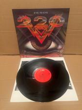 Tumnagel för auktion "220 Volt - Eye to Eye LP! Holländsk press 1988! Mycket snyggt EX!"