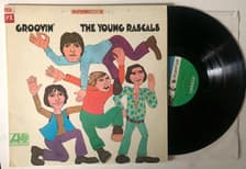 Tumnagel för auktion "THE YOUNG RASCALS 1967 vinyl LP fint skick SKIVA pop rock"