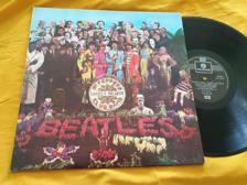 Tumnagel för auktion "THE BEATLES Sgt.Peppers Lonely Hearts Club Band"