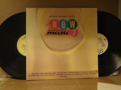 Tumnagel för auktion "NOW THAT´S WHAT I CALL MUSIC - 7 - 2 -LP - V/A"