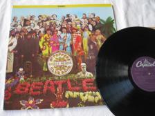 Tumnagel för auktion "THE BEATLES      SGT PEPPERS LONELY HEARTS CLUB BAND"