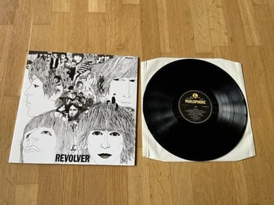 Tumnagel för auktion "Beatles "Revolver""