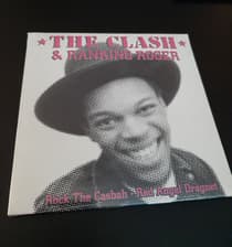 Tumnagel för auktion "The Clash & Ranking Roger - Rock The Casbah / Red Angel Dragnet (7" Single)"