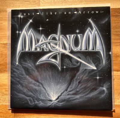 Tumnagel för auktion "Magnum Just Like an Arrow 7 vinyl singel"