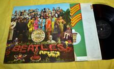 Tumnagel för auktion "Sgt Peppers Lonely Hearts Club Band LP Gatefold Made in EEC"