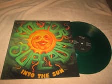 Tumnagel för auktion "MOLIOR SUPERUM INTO THE SUN STONER ROCK"