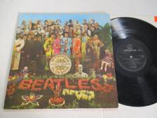 Tumnagel för auktion "The Beatles "Sgt. Pepper's Lonely Hearts Club Band""