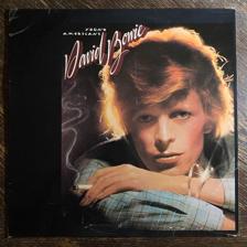 Tumnagel för auktion "DAVID BOWIE - Young Americans 1975. Made In France! Soul. RnB. Prog-rock LP"