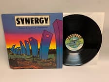 Tumnagel för auktion "Synergy - Electronic Realisations For Rock Orchestra US Orig-75 !!!!!"