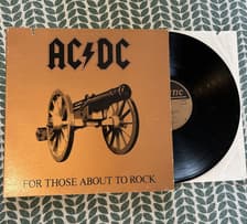 Tumnagel för auktion "AC/DC - for those about to rock GATEFOLD"