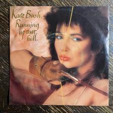 Tumnagel för auktion "KATE BUSH - Running Up That Hill 1985. Prog-rock. PS-7"