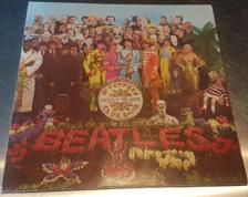 Tumnagel för auktion "The Beatles – Sgt. Pepper's Lonely Hearts Club Band - Germany - 1977 - VG+/VG+"