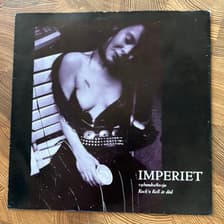 Tumnagel för auktion "Imperiet - 19hundra80sju/ Rock ’n Roll är död 7” (Thåström Ebba Grön)"