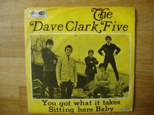 Tumnagel för auktion "DAVE CLARK FIVE &quot;YOU GOT WHAT IT TAKES&quot; NORSK PRESS. "