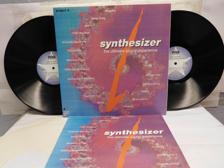 Tumnagel för auktion "SYNTHESIZER - THE ULTIMATE SOUND EXPERIENCE - 4-LP BOX - V/A"