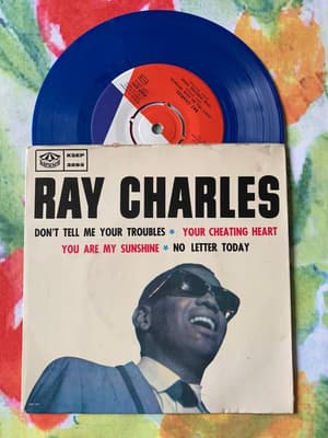 Tumnagel för auktion "RAY CHARLES…EP…DON’T TELL ME YOUR TROUBLES ( BLÅ VINYL ) + 3"