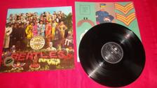 Tumnagel för auktion "The Beatles "Sgt.Peppers Lonely Hearts Club Band" LP"