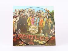 Tumnagel för auktion "Picture Disc Beatles Sgt Pepper´s Lonely Hearts Club Band "